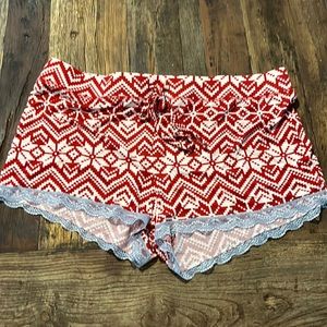 NWOT honeydew shorts (l)